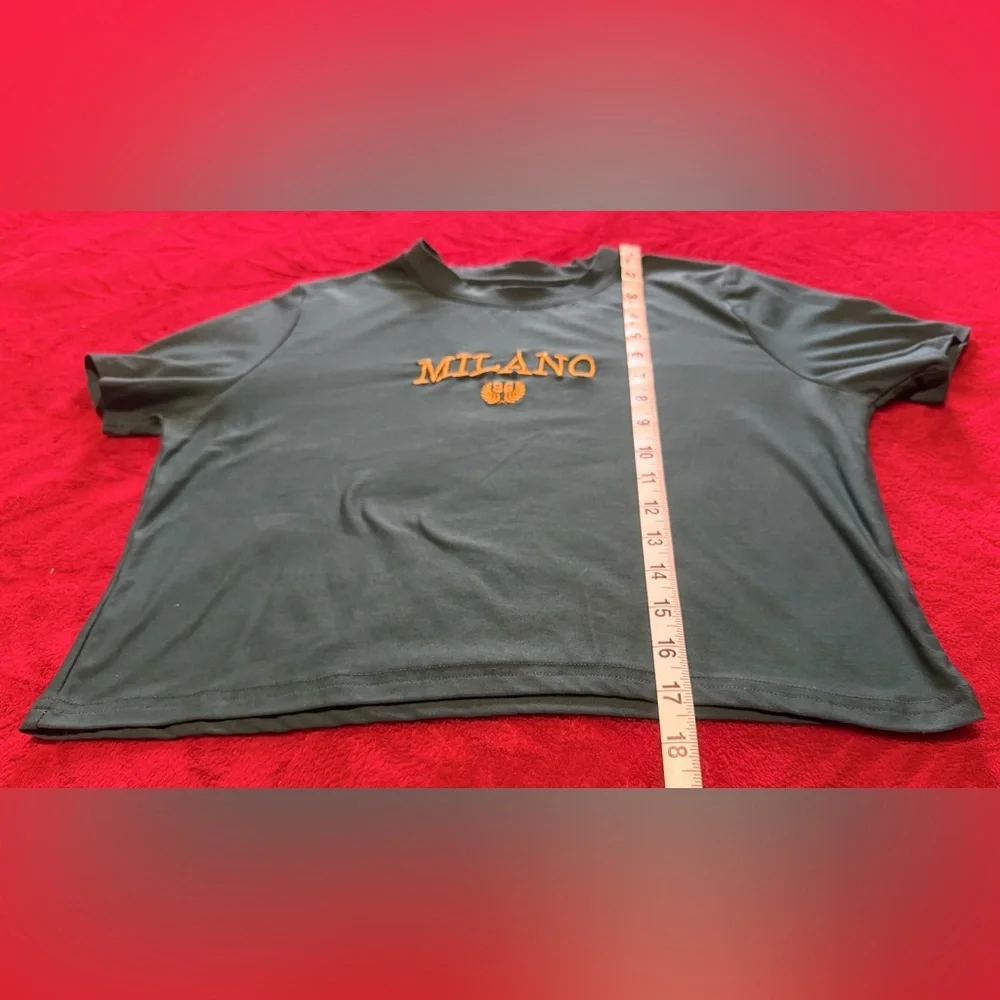 CLOSET CLEAR OUT XL Milano Crop T-Shirt Measurements in Pics Great Condition 😍🔥 - Picture 6 of 8